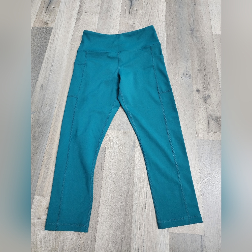 ZYIA Cropped Leggings